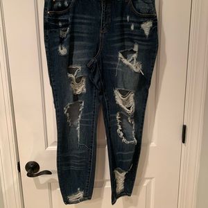 Distressed Skinny Jeans
